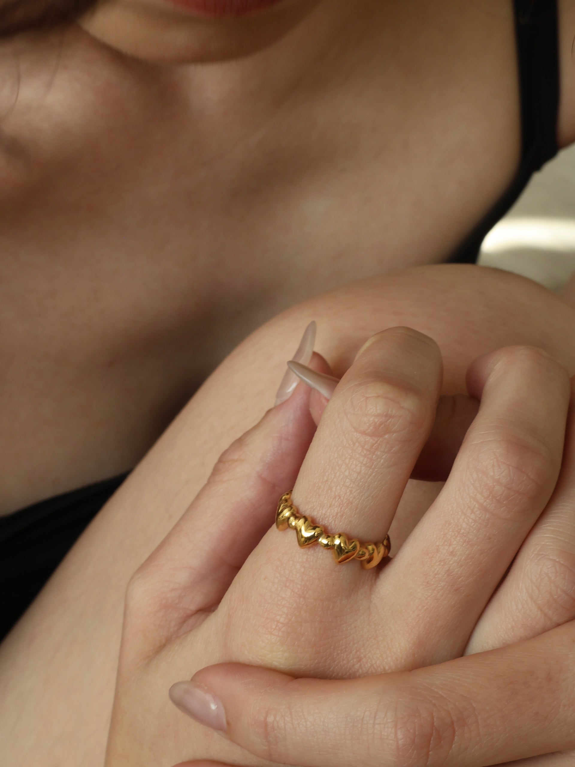 GAGAN love fang ring