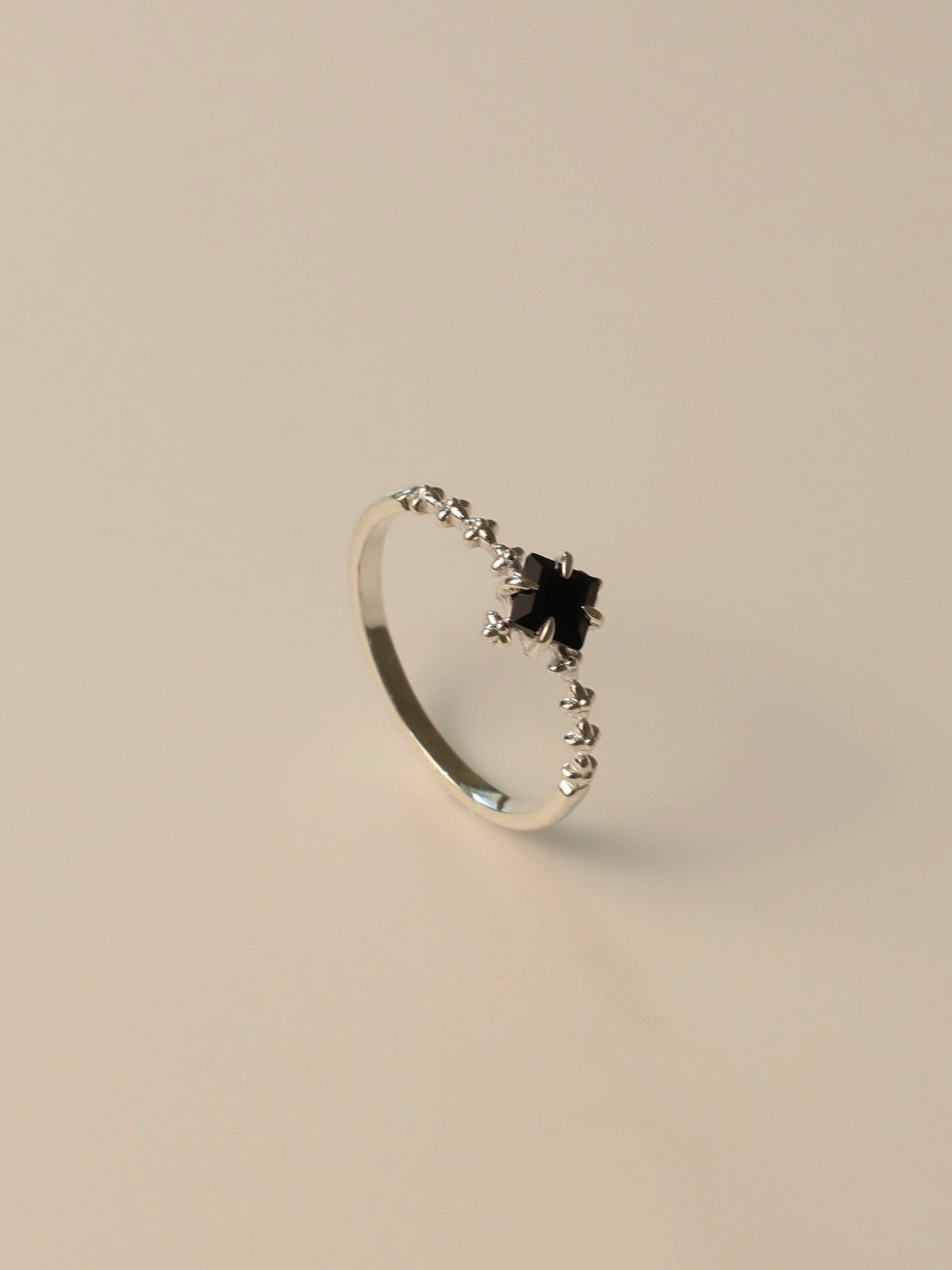 ring – GAGAN